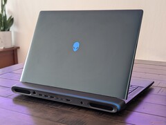 O Alienware 18 sai na frente da concorrência na maioria das vezes quando se trata de desempenho em jogos (Fonte da imagem: Notebookcheck)
