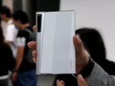 A OPPO X 2021 aparentemente em estado selvagem. (Fonte: Twitter)
