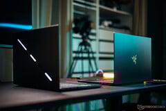 Laptop Asus ROG Zephyrus G16 e Razer Blade 16 com a RTX 5090