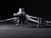 A Mavic 3M contém cinco câmeras e vários sensores avançados. (Fonte de imagem: DJI)