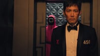 "Seong Gi-hun retorna aos jogos na terceira temporada de Squid Game - mas, desta vez, a sobrevivência fica em segundo lugar em relação a algo muito mais humano." (Fonte da imagem: Netflix)