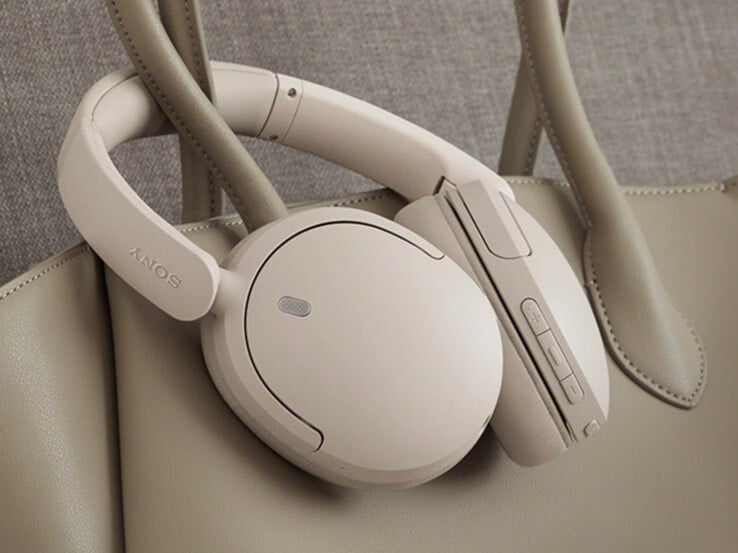 O Sony WH-CH730N na cor Oat.