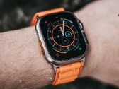 Após uma pausa de um ano, a série Apple Watch Ultra supostamente receberá algumas atualizações (Fonte da imagem: Alek Olson)