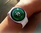 De acordo com relatos de alguns usuários, o Samsung Galaxy Watch9 leva até quatro horas para carregar totalmente.
