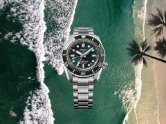 Relógio de mergulho Seiko Prospex HBC001 com mostrador e bezel verdes exibidos sobre um fundo aéreo de praia e oceano.