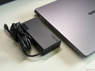 pSU DE 140 W