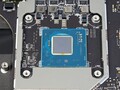 Módulo Intel Arc A370M anexado à placa-mãe do laptop (Fonte de imagem: Forbes)