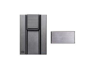 O SSD é removível. (Fonte da imagem: Adata)