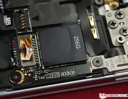 Nenhum slot M.2 - Micron SSD Onboard