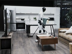 O robô humanoide Figure 03 limpando uma sala de estar