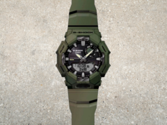 Os relógios Casio G-Shock GA-B010-1A e GA-B010-3A (foto) vazaram. (Fonte da imagem: Bestwatch.ru, editado)