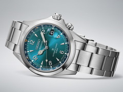 O Seiko Prospex Alpinist (modelo número SPB507, na foto) tem mostrador azul. Os outros dois modelos têm mostrador preto e verde. (Fonte da imagem: Seiko)