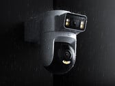 A Smart Solar Camera 4 Pro Dual-Camera Edition já está disponível para compra. Na foto: uma imagem promocional destacando a classificação IP66.