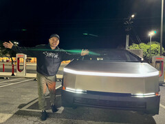 Tesla Cybertruck em uma viagem de carro do Texas à Califórnia (Imagem: Dennis Wang)