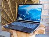 Análise do Lenovo ThinkBook 14 2 em 1 G4 IML: Novo visual elegante com Meteor Lake-U