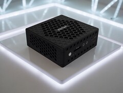 O mini PC Zotac Zbox CI360 nano chegou com chip Intel Twin Lake quad-core. (Fonte da imagem: Zotac, editado)
