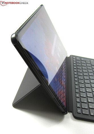 O Lenovo Tab P12 com o Lenovo Keyboard Pack