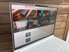 Ao ar livre (dia claro, sem luz solar direta)