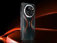 O WP55 Pro é relativamente compacto para um smartphone robusto (Fonte da imagem: Oukitel)