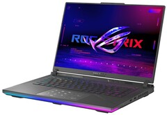 Asus ROG Strix Scar 15 laptop gaming com AMD Ryzen 9 5900HX e NVIDIA GeForce RTX 3080 (Fonte: Asus)