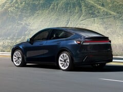 Model Y em Deep Blue Metallic