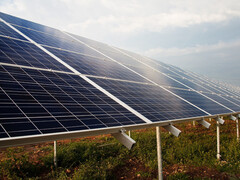 Novos materiais podem melhorar a eficiência, a vida útil ou o preço dos semicondutores. (Imagem: pixabay/PublicDomainPictures)