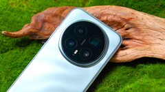 Uma comparação das especificações da câmera dos mais importantes carros-chefe da China, incluindo o Honor Magic 8 Pro. (Fonte da imagem: Weibo)