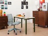 A mesa com altura ajustável Spout da Herman Miller apresenta quatro pernas motorizadas (Fonte da imagem: Herman Miller)
