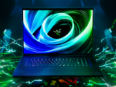 O Razer Blade 18 finalmente chegou como o substituto do desktop 2025 da empresa (fonte da imagem: Razer)