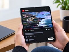 Os usuários do Galaxy Fold têm relatado cada vez mais problemas de reprodução no YouTube.