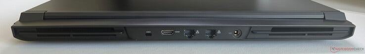 Traseira: Trava Kensington, HDMI 2.1, 2x Ethernet (2,5 GBit/s), alimentação