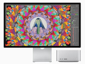 O Display do Estúdio agora pode ser conectado com um cabo Thunderbolt 4 Pro mais longo (imagem: Apple)