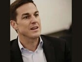 Uma imagem do CEO da Electronic Arts, Andrew Wilson