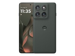 O Motorola Edge 2025 (foto) tem uma tela curva, mas seu sucessor pode trocá-la por uma tela plana. (Fonte da imagem: Motorola)