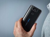 O Zenfone 6 apresentava o exclusivo módulo de câmera rotativa. (Fonte: First Post)