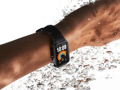 A Smart Band 11 Active estará disponível mundialmente nas cores Preto, Cinza e Rosa Pomelo.
