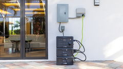 A estação de energia Bluetti AC300 está agora disponível por US$ 1.499 graças ao programa de incentivo à energia limpa da Bluetti (Fonte da imagem: Bluetti)