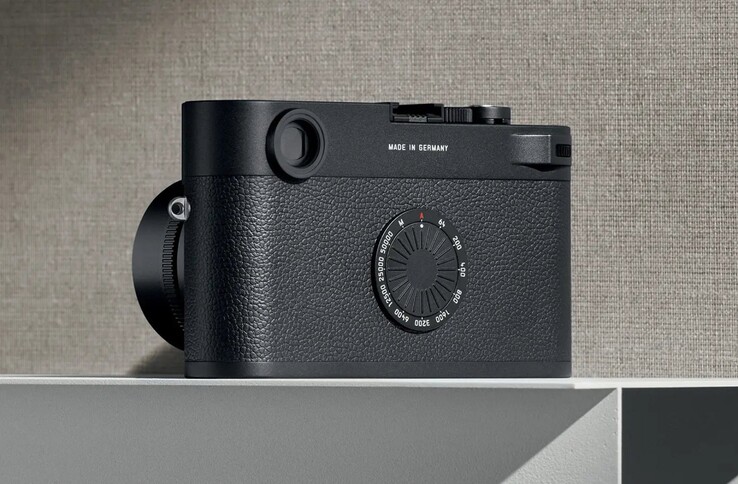 A Leica M11-D substitui o visor por um seletor de ajuste ISO.