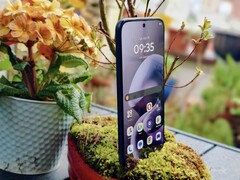 Os escassos 4 GB de RAM do Motorola Moto G67 não parecem estar atualizados. E a pouca memória RAM também é perceptível no uso diário.