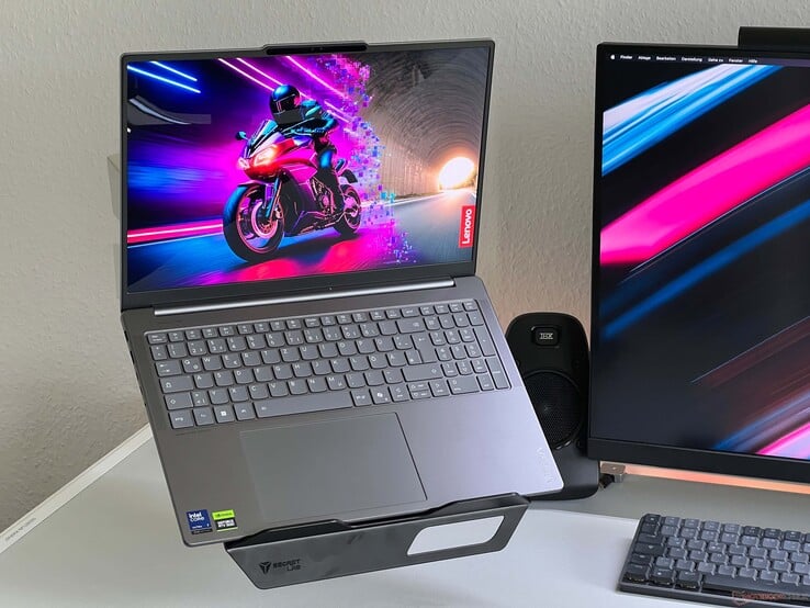 Lenovo Yoga Pro 9i 16IAH G10 Aura Edition