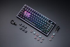 Teclado mecânico de jogo Asus ROG Azoth (imagem via Asus)