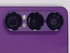 Há rumores de que o Xperia 1 VII também contenha câmeras telefoto e ultra grande angular atualizadas. (Fonte da imagem: via Sumaho Digest - editado)
