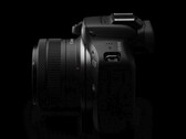 A Canon EOS R100 tem como alvo o mercado de câmeras mirrorless ultra-econômicas com seu conjunto limitado de recursos e hardware antigo. (Fonte da imagem: Canon)