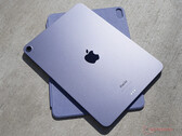 Apple espera-se que o senhor ofereça o iPad Air em dois tamanhos, como a série iPad Pro, o atual iPad Air na foto. (Fonte da imagem: Notebookcheck)