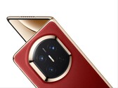 Huawei Mate X7 na cor Nebula Red.