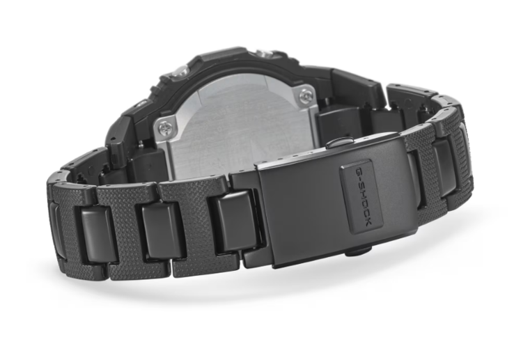 A pulseira com núcleo metálico do Casio G-Shock GW-M610UBC.