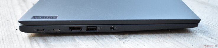 Esquerda: USB 4, USB-C 3.2 Gen 2, HDMI, USB-A 3.2 Gen 1, áudio 3.5mm