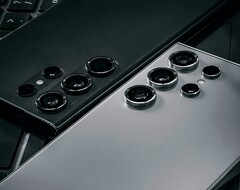 O Galaxy S26 Ultra da Samsung pode ter duas câmeras telefoto, assim como seus antecessores (Fonte da imagem: Bobby Raj Sirimani)