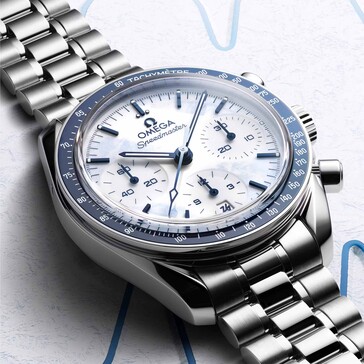 O Omega Speedmaster Milano Cortina 2026 vem com uma pulseira de aço escovado equipada com o sistema de ajuste comfort-release da Omega (Fonte da imagem: Omega)