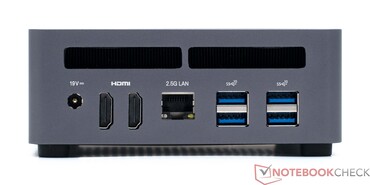 Parte traseira: DC 19V, 2x HDMI 2.1, RJ45 2.5G, 4x USB3.2 Gen2 Tipo A